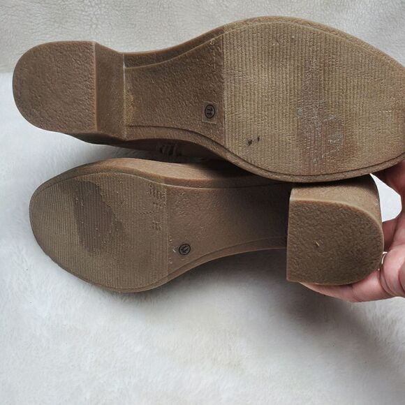 Chunky Boho Lace up Ankle Boots. Suede. Tan. Side zip. 3" heel. Rubber soles and - Picture 11 of 11
